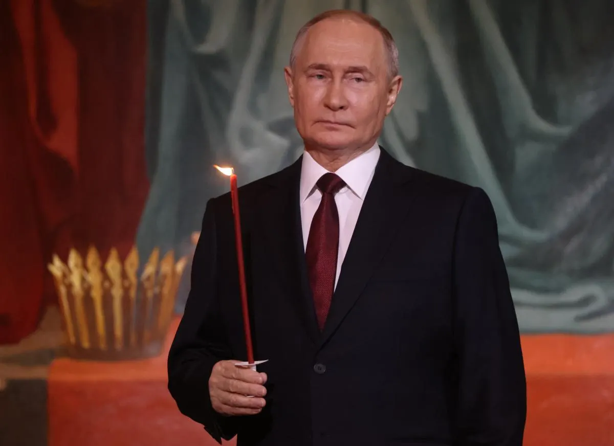 Аналитики предупреждают, что сочетание внешнего давления и внутренней нестабильности делает вероятной смену власти в России в рамках нескольких лет. Разбираем основные варианты развития событий и возможные триггеры.