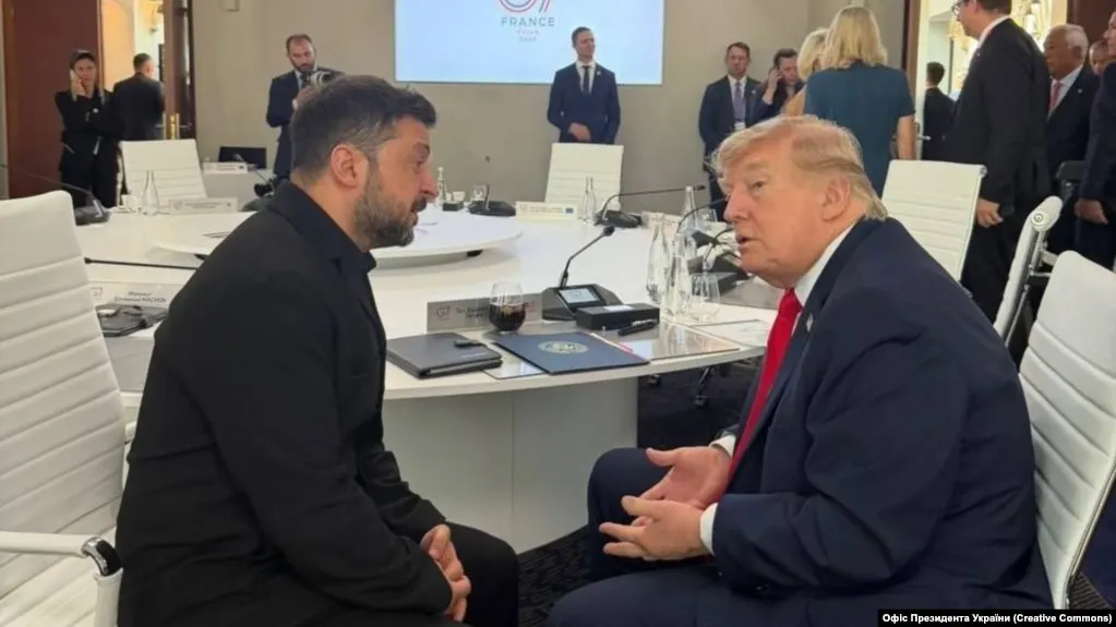 На саммите G7 во французском Эвиане лидеры провели продуктивные переговоры по Украине, согласившись о необходимости наращивания давления на Россию и обсудив новые санкции и поставки средств ПВО.