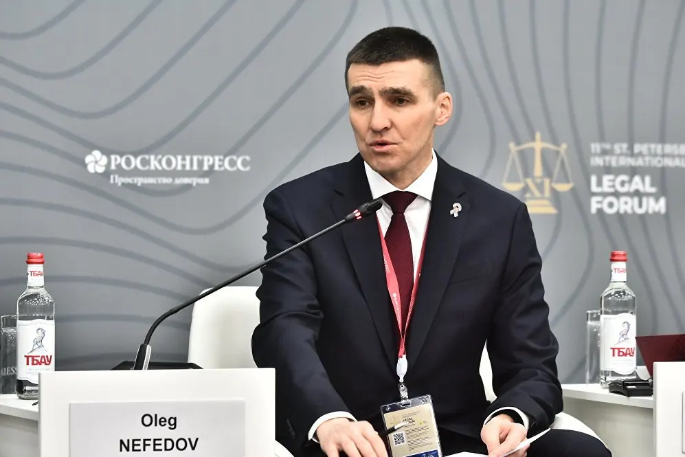 Высшая квалификационная коллегия судей 26 мая рассмотрит рекомендацию на назначение судьи Олега Нефедова зампредом Верховного суда и председателем коллегии по гражданским делам; ранее он выносил резонансные решения о признании отдельных движений и юридических лиц экстремистскими.