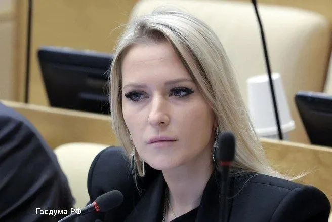 Депутат от «Справедливой России», ранее работавшая помощницей Милонова и известная критикой украинских биолабораторий, получила пост уполномоченного по правам человека.