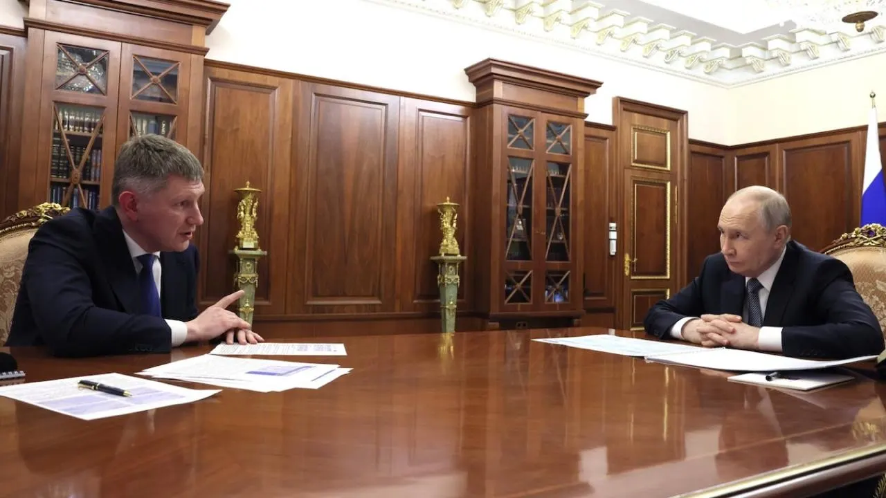 Министр экономического развития сообщил президенту, что Россия опередила США по темпам роста несмотря на санкции; при этом ВВП на душу населения в стране остаётся существенно ниже показателей развитых государств, показывают данные МВФ.