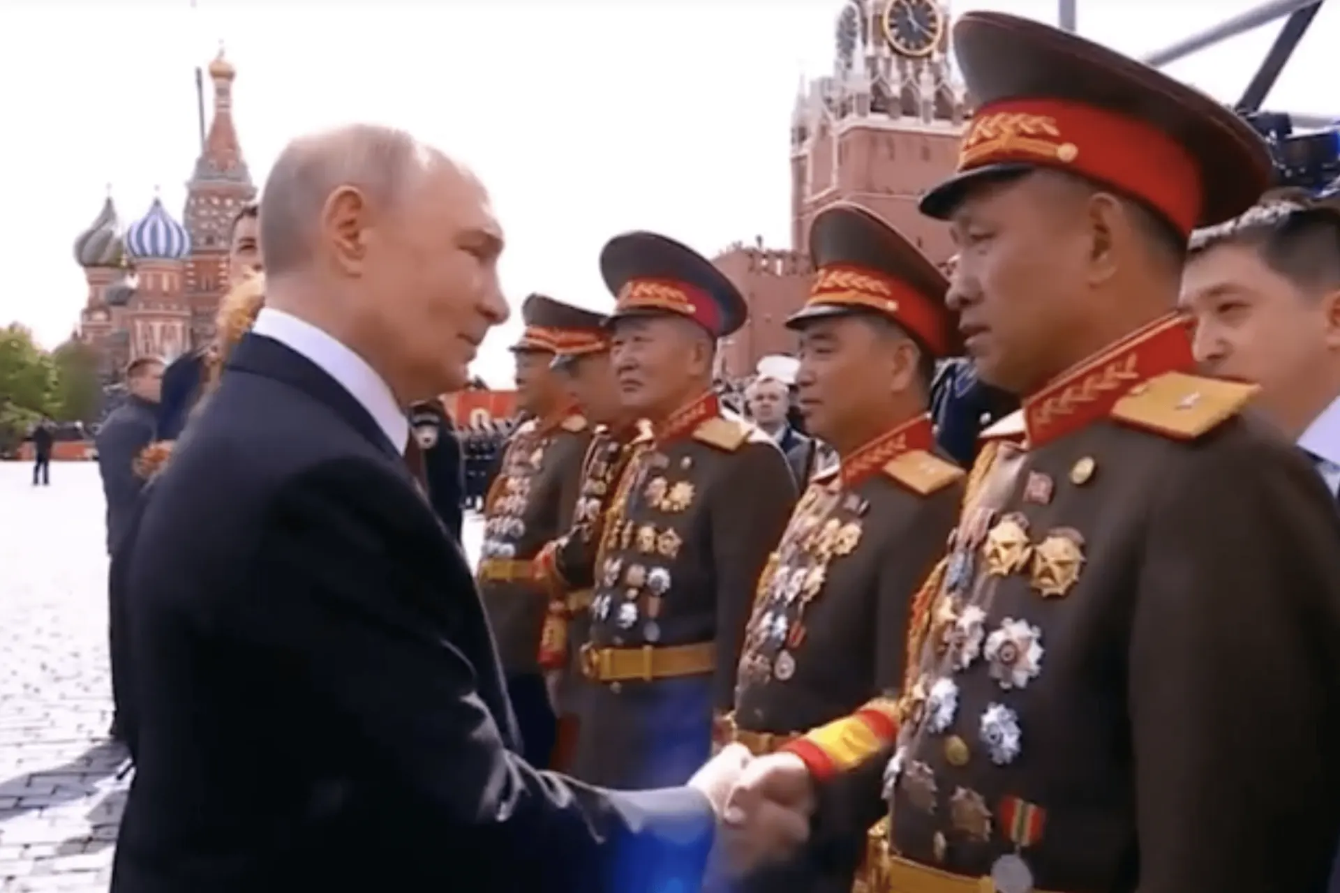 В декабре 2025 года прошла скрытая церемония вручения российских наград северокорейским командирам, принимавшим участие в операции в Курской области; факт стал известен после открытия мемориального музея в Пхеньяне.