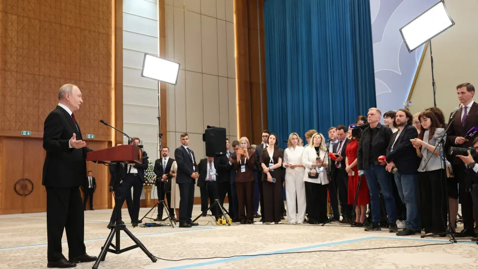 На пресс‑конференции по итогам саммита ЕАЭС президент заявил о готовности России жёстко ответить на любые удары по Калининградской области и предупредил Ереван о последствиях евроинтеграции.