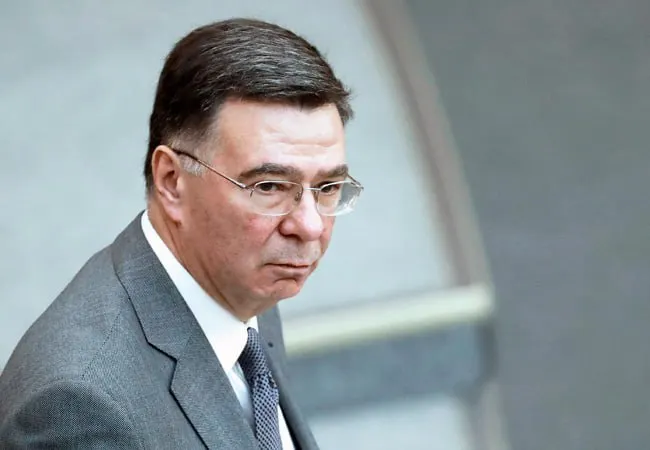 Александр Панкин на Петербургском международном экономическом форуме подчеркнул устойчивость российской экономики и отверг характеристику «бензоколонка».
