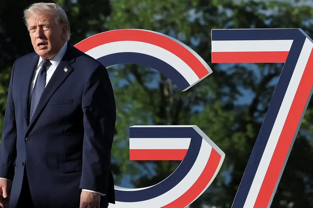 Лидеры G7 пытались прояснить детали соглашения между США и Ираном. Президент США пообещал опубликовать текст сделки в ближайшие дни, высказался о судоходстве в Ормузском проливе, раскритиковал действия Израиля в Ливане и допустил возможность восстановления санкций против российской нефти.