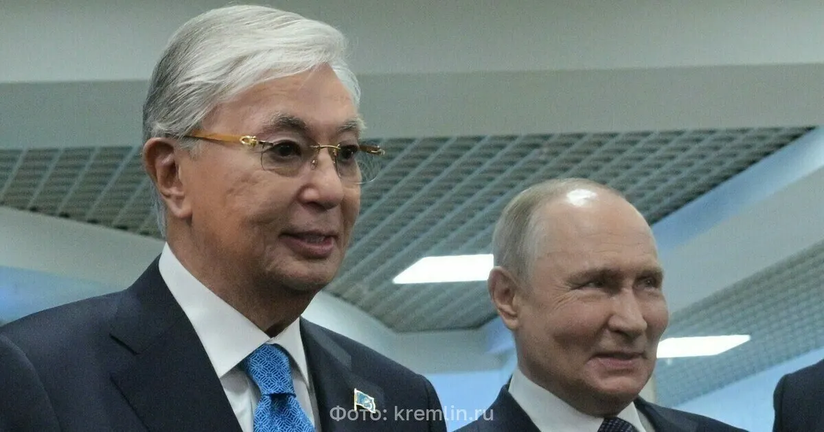 Президент заявил, что отношения РФ и Казахстана успешно развиваются и носят стратегический характер на фоне подготовки к XXII Форуму межрегионального сотрудничества в Омске.