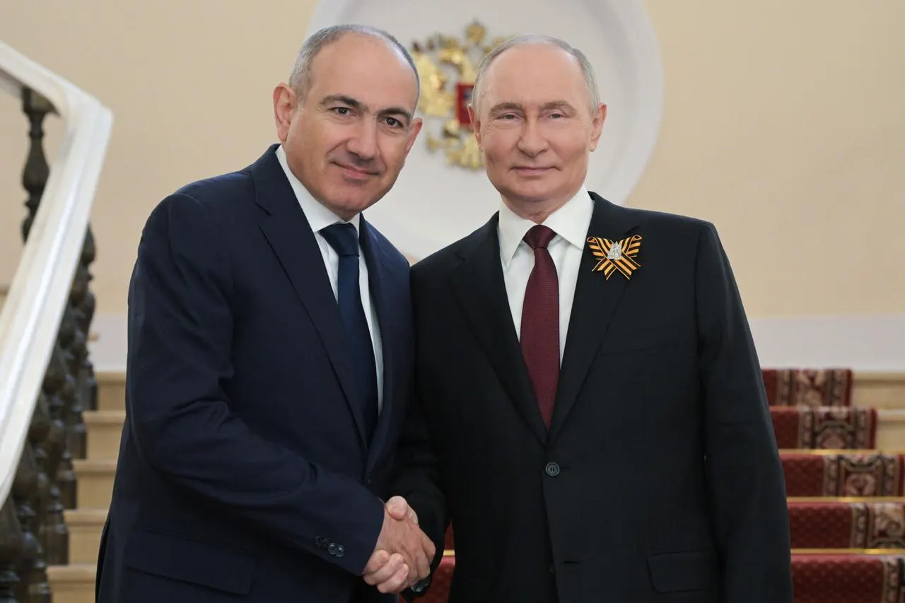 Премьер Армении обратился к российскому лидеру с просьбой устранить запреты на импорт армянской продукции, которые, по его словам, противоречат двусторонним соглашениям и нормам ЕАЭС.