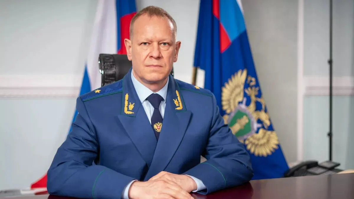Президент направил в Совет Федерации кандидатуру начальника управления Генпрокуратуры по СФО Николая Рябова; консультации сенаторов по назначению запланированы на 16 июля.