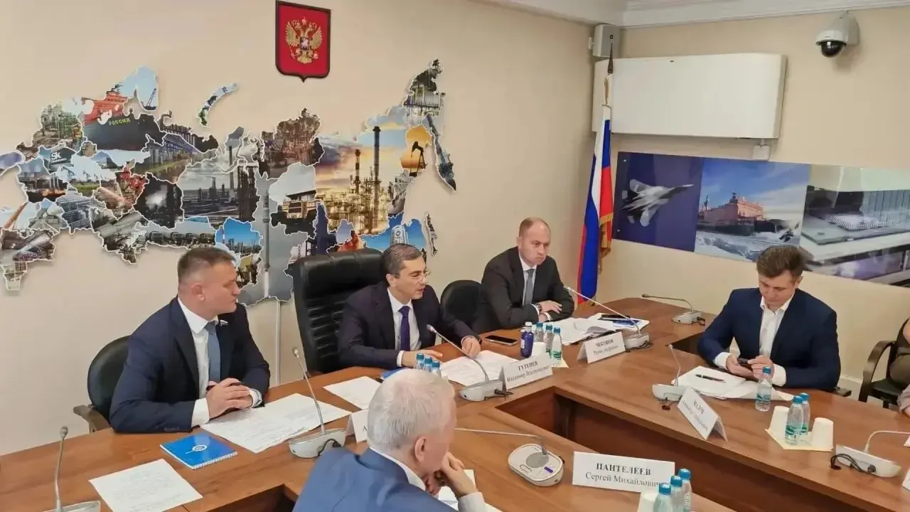 Депутат готовит законопроект, который даст Минпромторгу и Минсельхозу доступ к данным ФНС для отслеживания формирования цен и оперативного реагирования при резком подорожании.