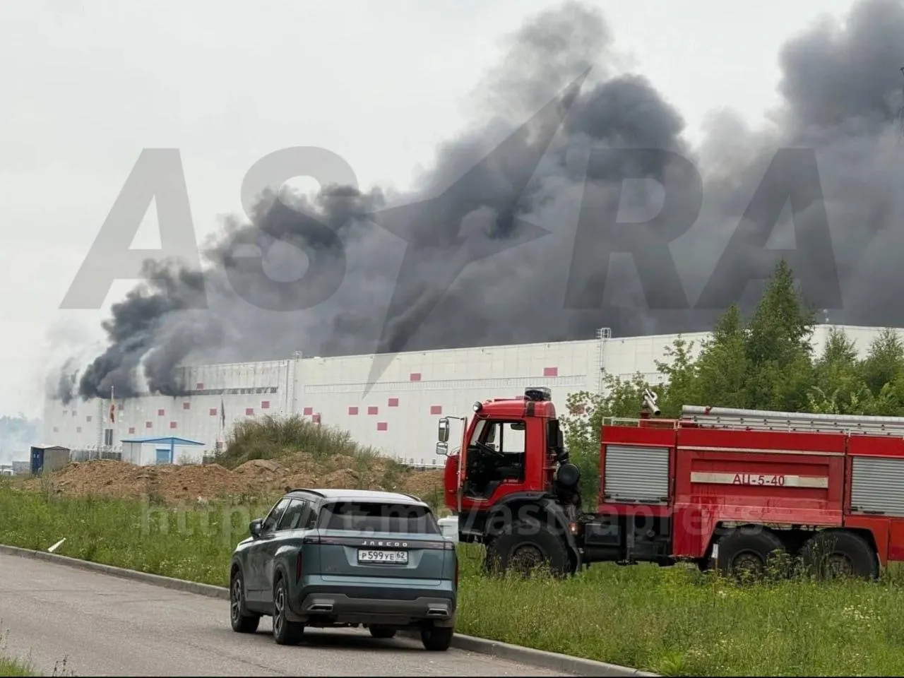 Атаки беспилотников в Рязанской области и Таганроге, массовые задержания в Иркутской области и Москве, а также ужесточение правил в крупном издательстве — главное за ночь.