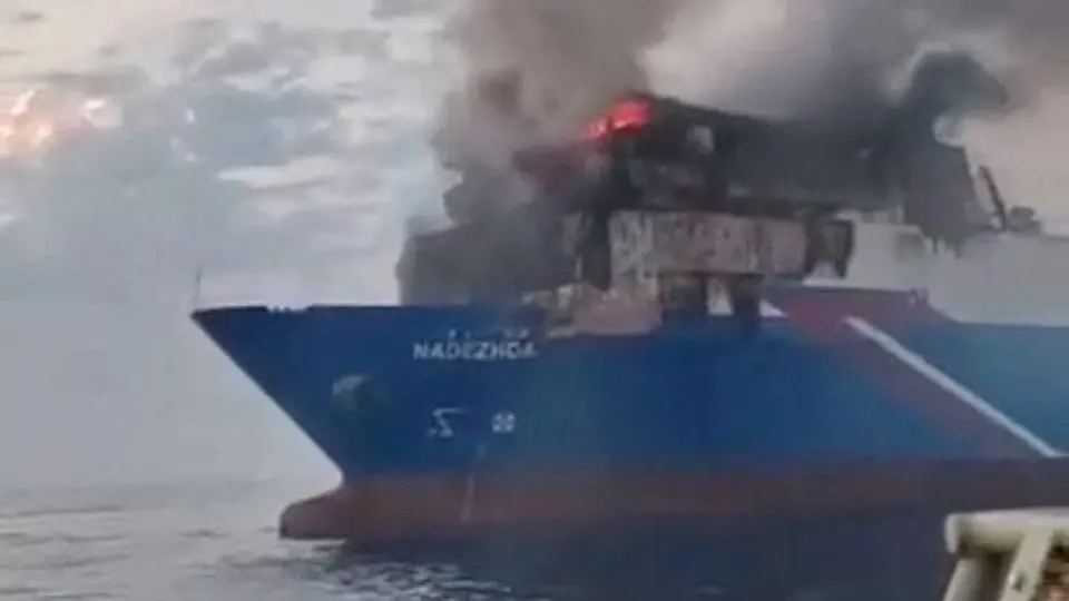 Из-за атак на суда в Черном море и перенаправления потоков импорт становится дороже и медленнее: компании ищут альтернативные порты и сталкиваются с задержками.