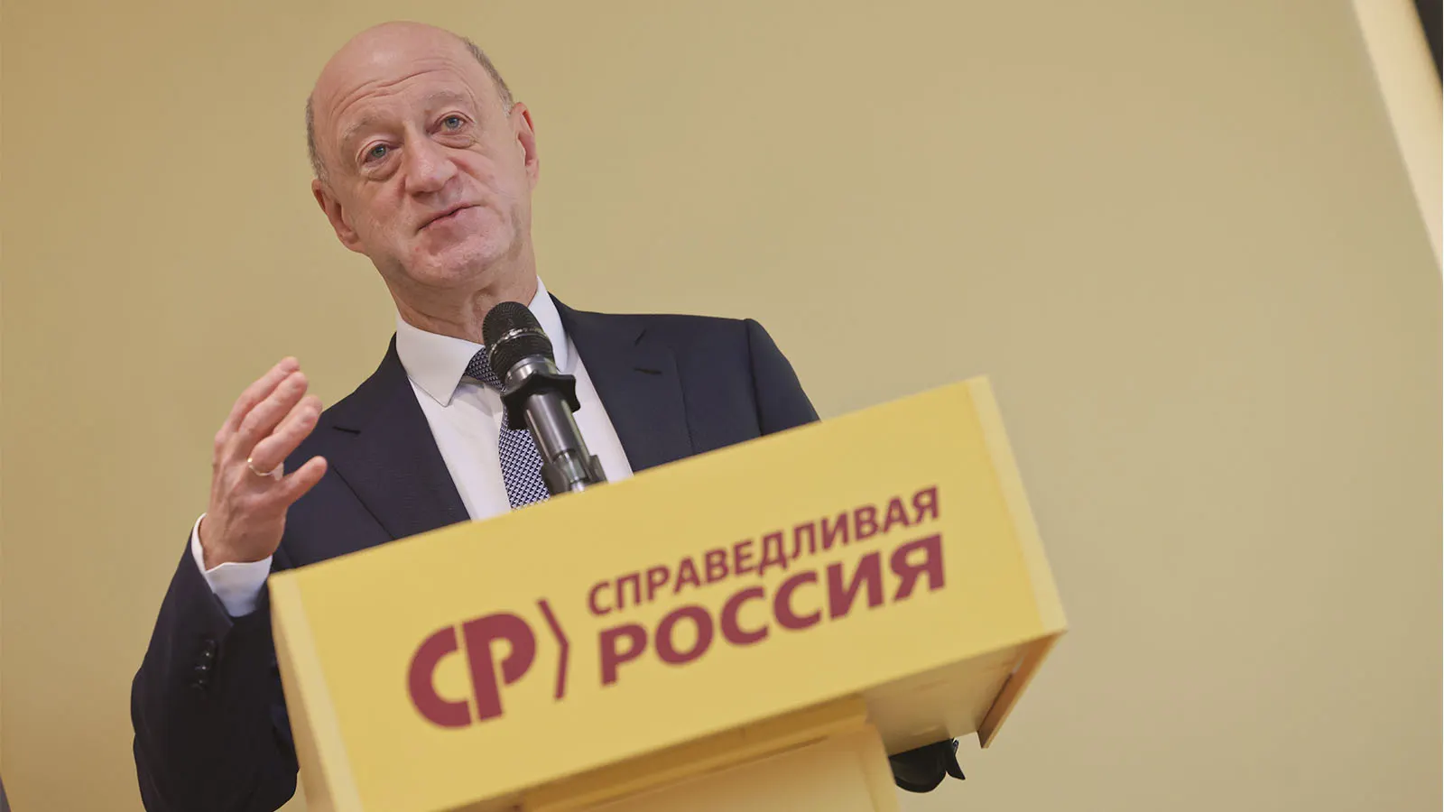 Усиление слухов об изменении руководства эсеров на фоне состояния Миронова и подготовки будущей кампании.